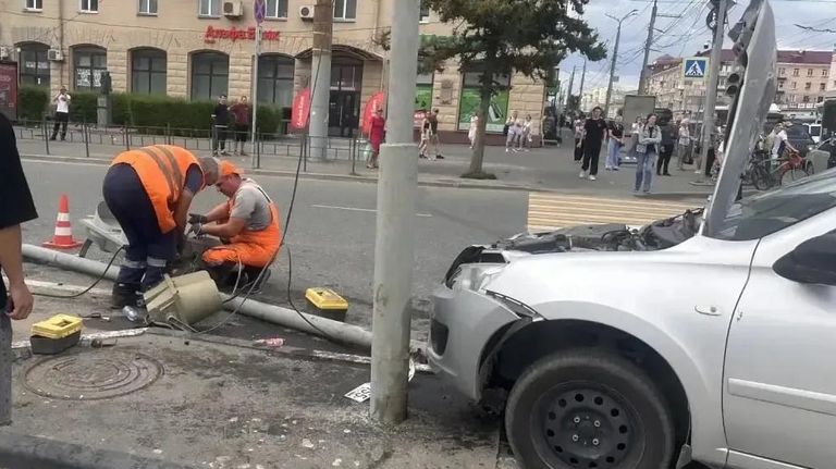 ДТП в Омске, в котором пострадали семь пешеходов ДТП в Омске, в котором пострадали семь пешеходов