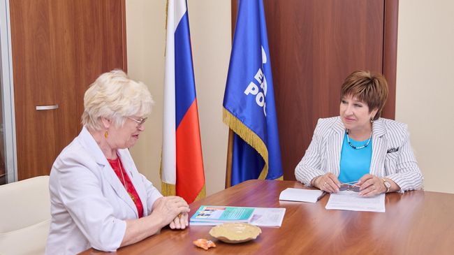 Рабочая встреча спикера Заксобрания Владимирской области Ольги Хохловой и председателя совета АРДИ Свет Любови Кац