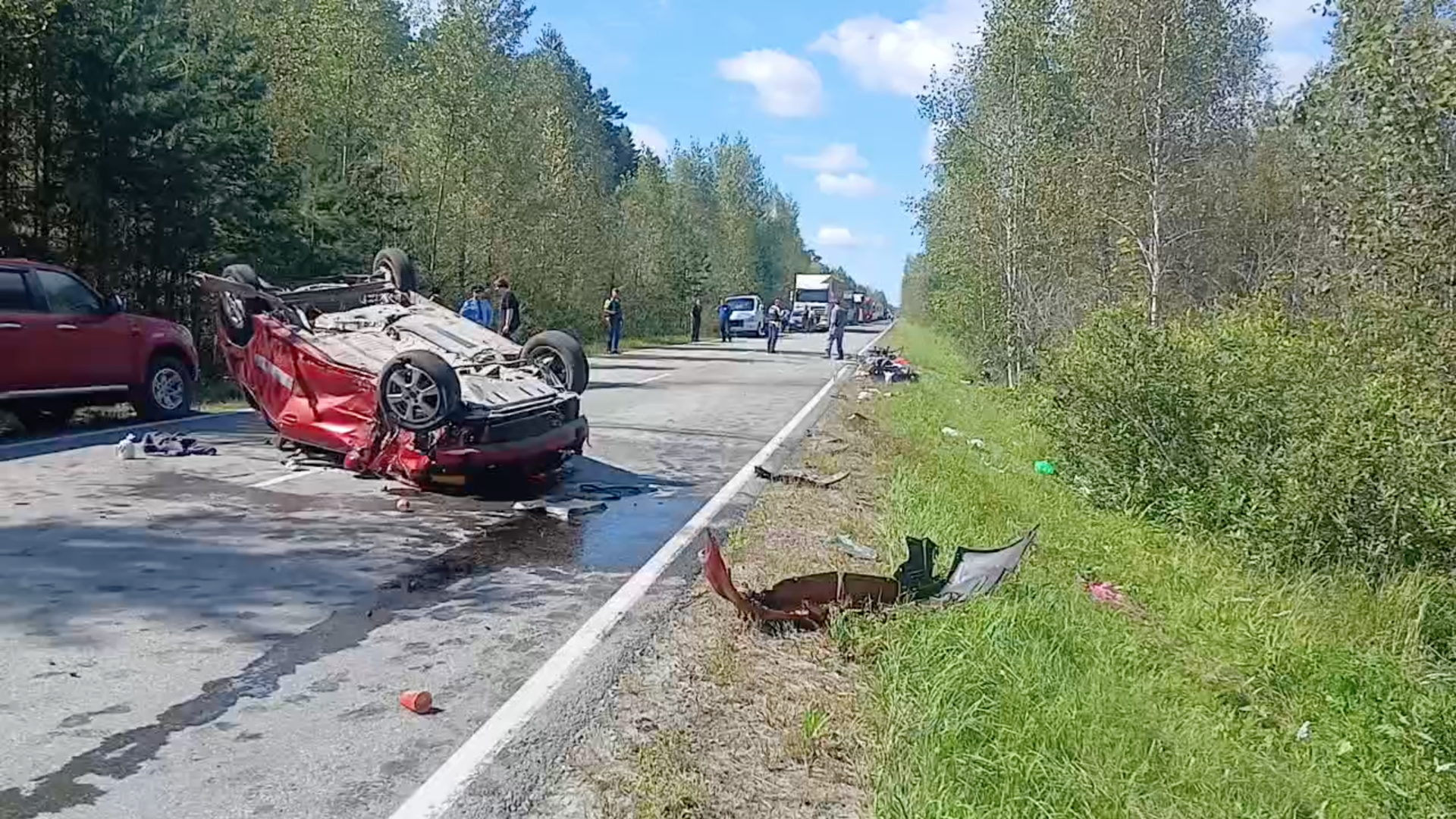 Последствия ДТП с участием двух автомобилей в Тюменской области - РИА Новости, 1920, 09.08.2026