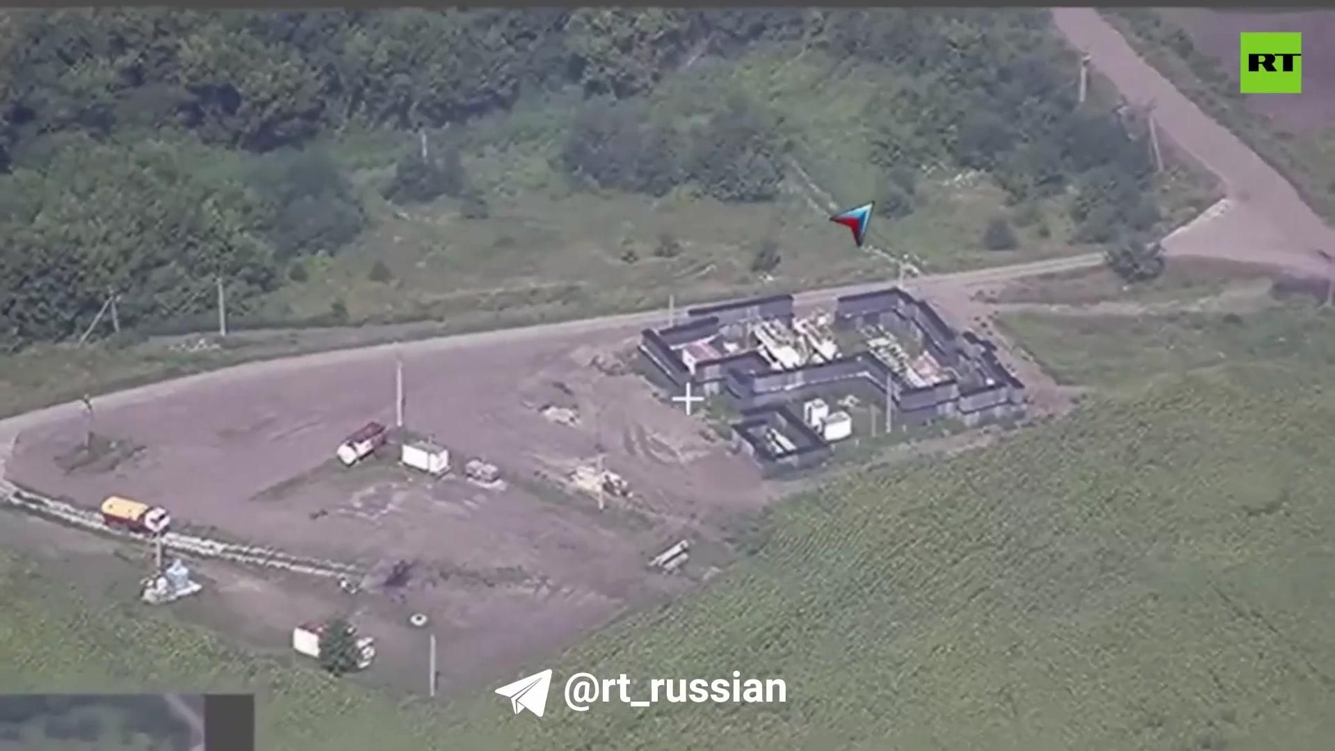 Уничтожение инфраструктуры газового месторождения Бугроватое Уничтожение инфраструктуры газового месторождения Бугроватое - РИА Новости, 1920, 09.08.2026