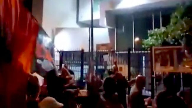 Протест в Тиране из-за позиции Киева по непризнанию косовской независимости