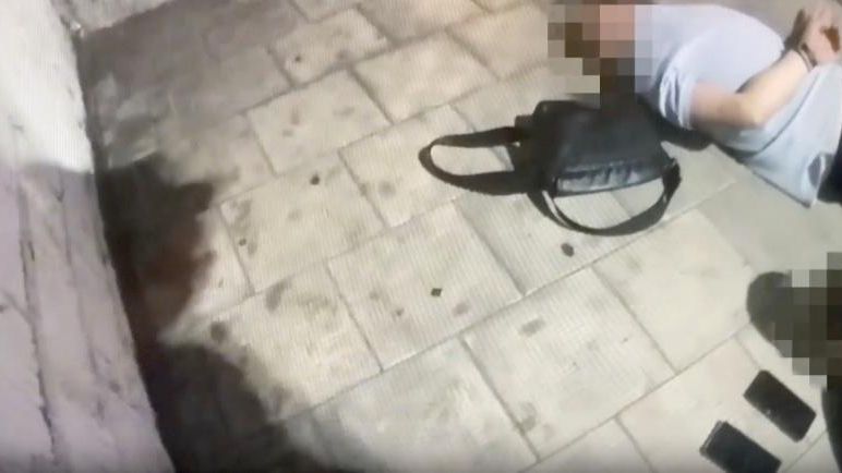 Задержание мужчин, разгромивших ресторан в Кировском районе в Петербурге - РИА Новости, 1920, 10.08.2026