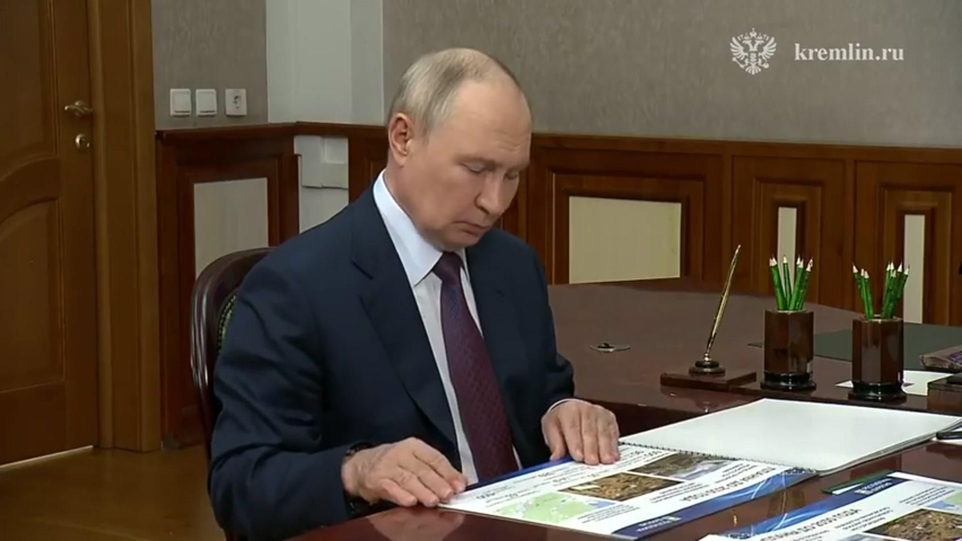 Путин на встрече с главой Бурятии - РИА Новости, 1920, 10.08.2026