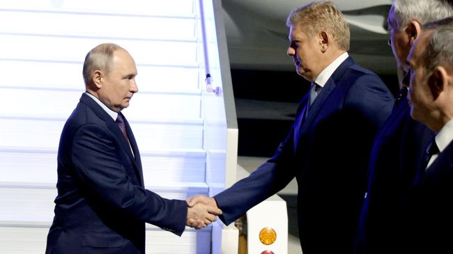 Прибытие Путина в Новосибирск