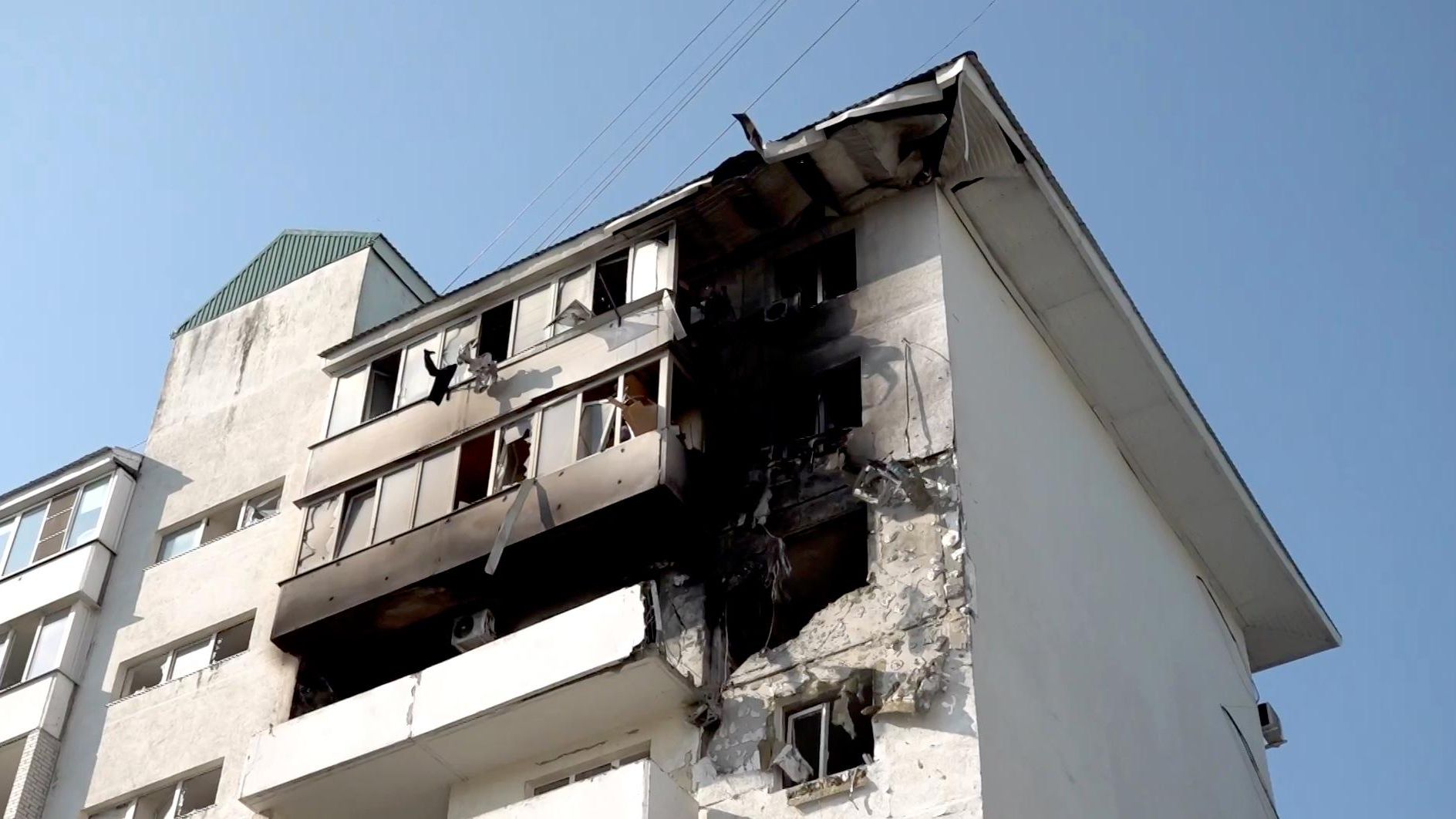 Последствия атаки БПЛА в Новороссийске. Кадр видео Последствия атаки БПЛА в Новороссийске. Кадр видео - РИА Новости, 1920, 12.08.2026