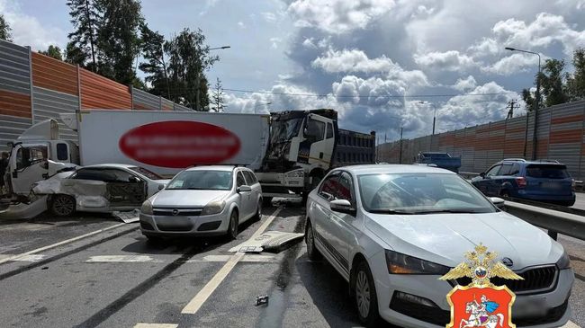 Последствия массового ДТП в муниципальном округе Истра Последствия массового ДТП в муниципальном округе Истра
