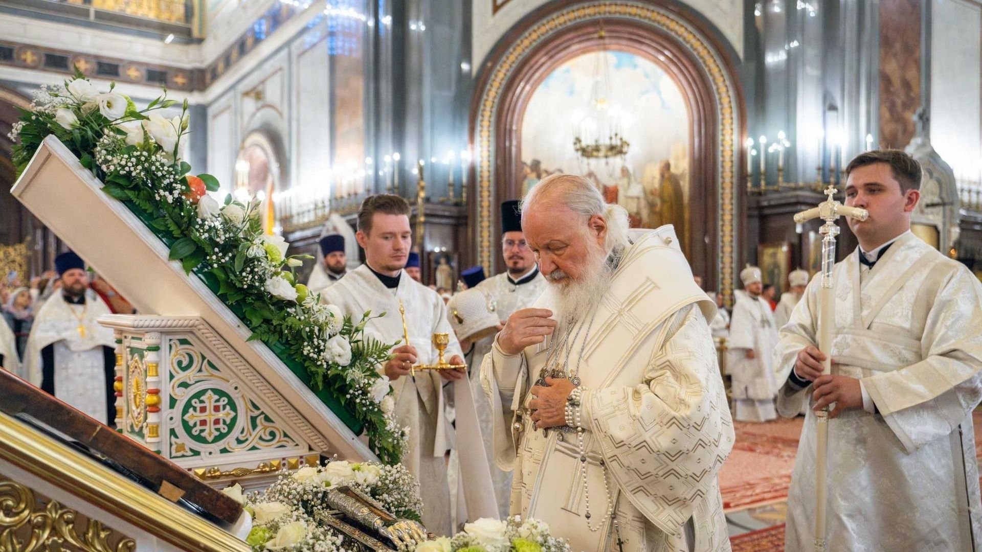 Патриарх Кирилл встречает мощи Спиридона Тримифунтского в Москве Патриарх Кирилл встречает мощи Спиридона Тримифунтского в Москве - РИА Новости, 1920, 18.08.2026