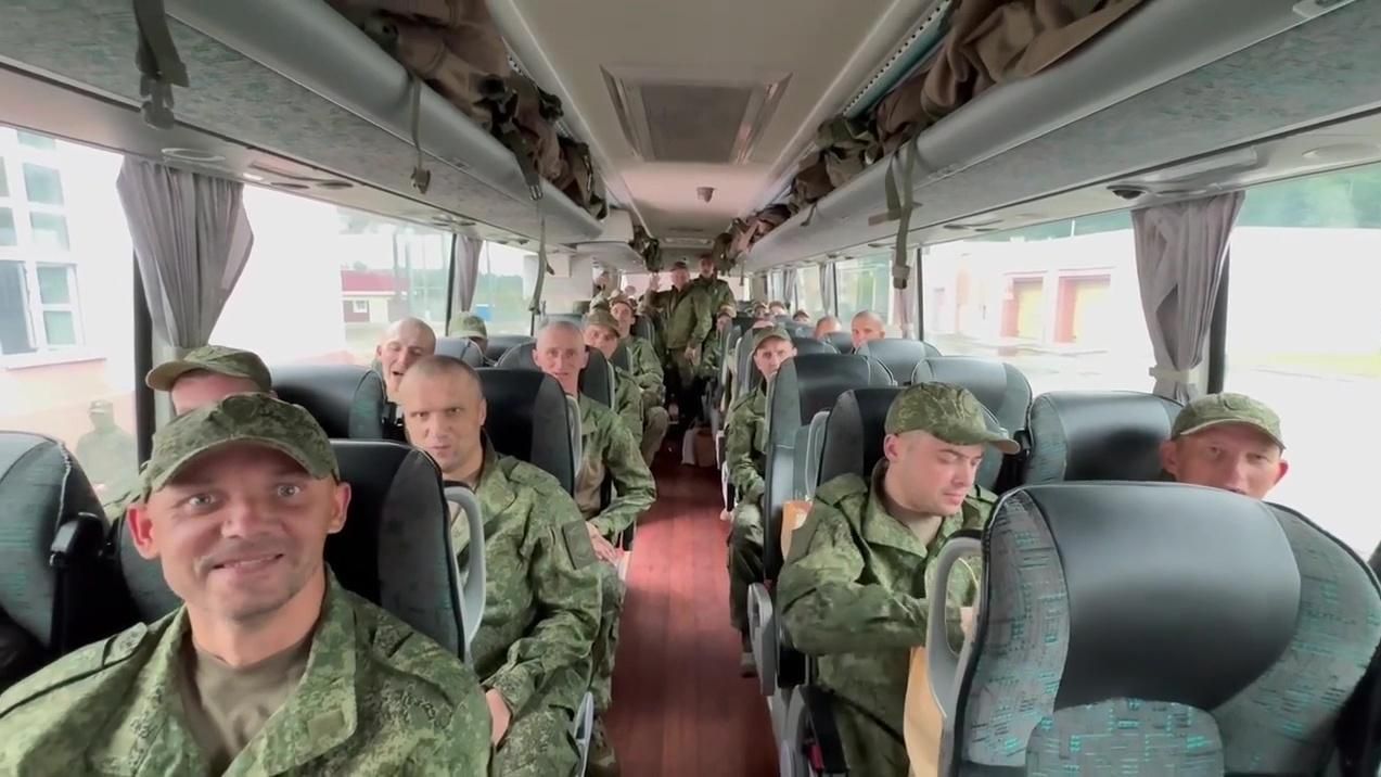 Возвращенные из украинского плена российские военнослужащие Возвращенные из украинского плена российские военнослужащие - РИА Новости, 1920, 19.08.2026