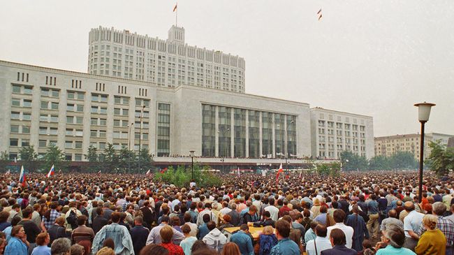 35 лет августовскому путчу. Как ГКЧП пытались совершить госпереворот