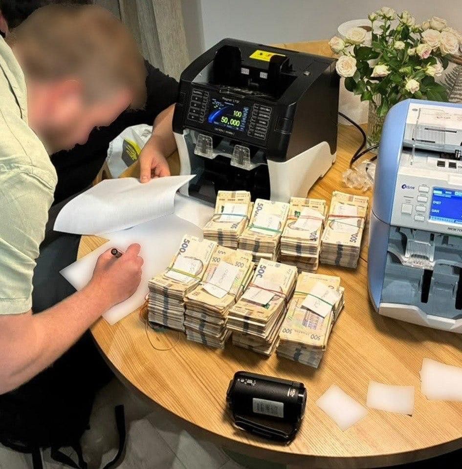 Обыски по делу чиновников офиса Зеленского Обыски по делу чиновников офиса Зеленского - РИА Новости, 1920, 26.08.2026