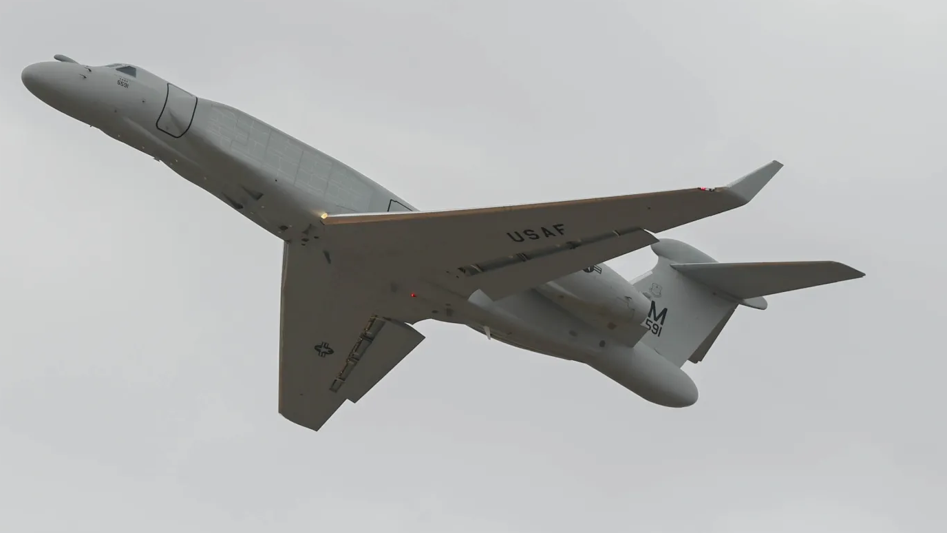 Американский самолет радиоэлектронной борьбы EA-37B Compass Call Американский самолет радиоэлектронной борьбы EA-37B Compass Call - РИА Новости, 1920, 20.08.2026