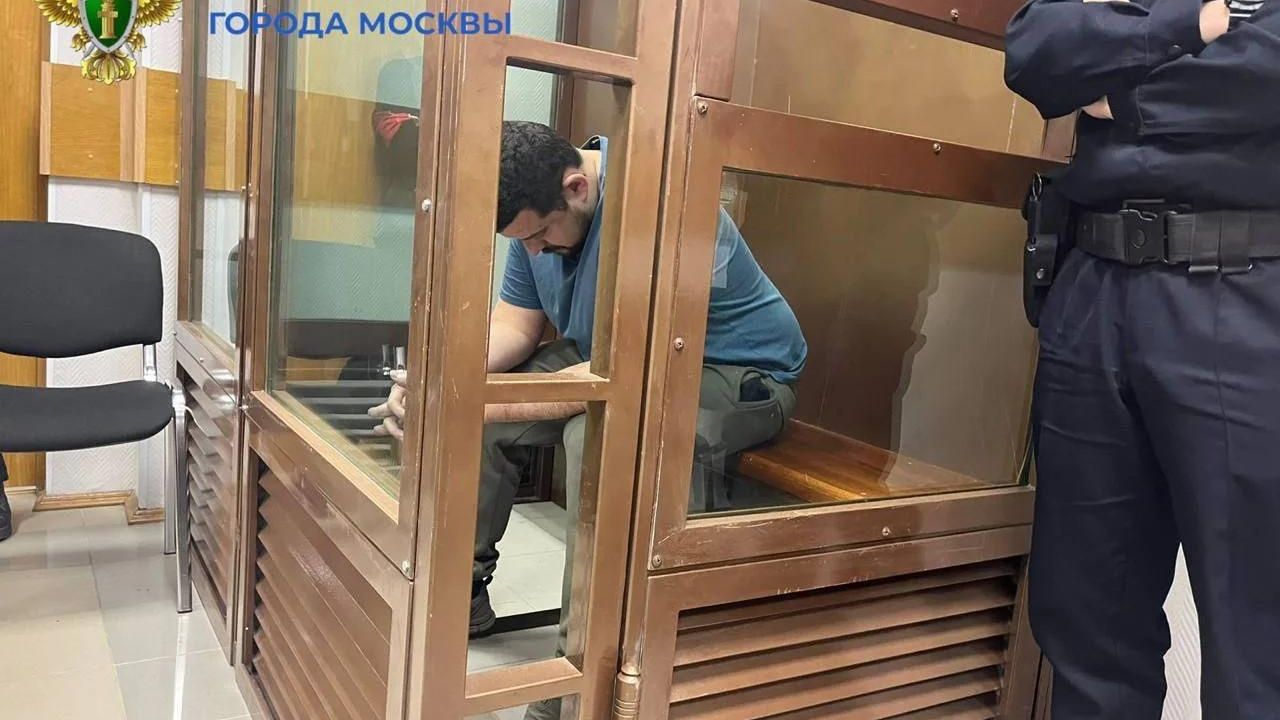 Мужчина, осужденный за убийство женщины в 2015 в Москве - РИА Новости, 1920, 21.08.2026