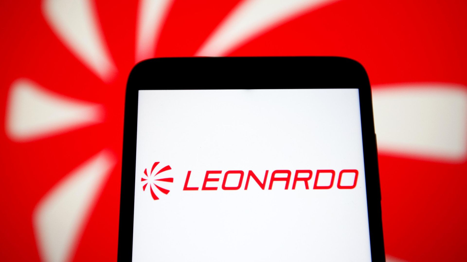 Логотип итальянского концерна Leonardo - РИА Новости, 1920, 21.08.2026