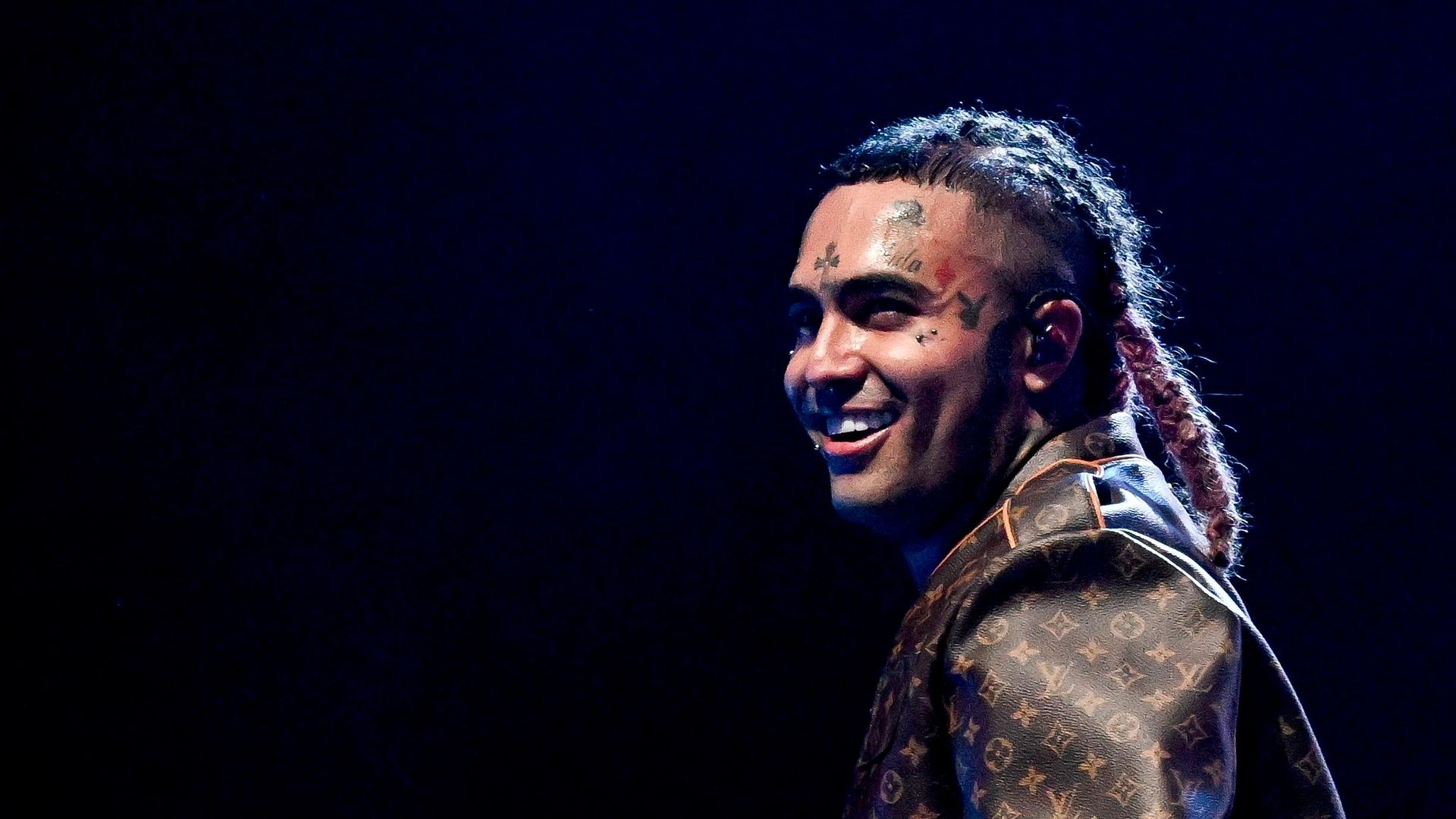 Рэпер Lil Pump выступает на сольном концерте в концертном зале VK Stadium в Москве Рэпер Lil Pump выступает на сольном концерте в концертном зале VK Stadium в Москве - РИА Новости, 1920, 23.08.2026