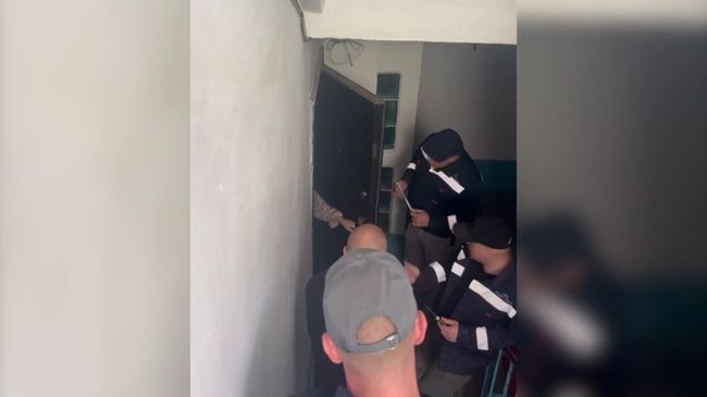 Кадры задержания подозреваемого в госизмене