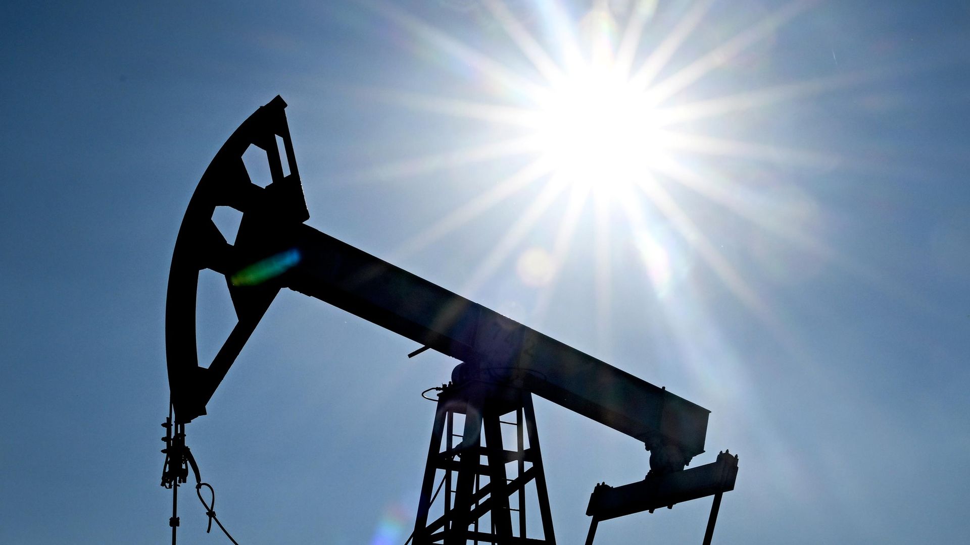 Добыча нефти - РИА Новости, 1920, 16.09.2026