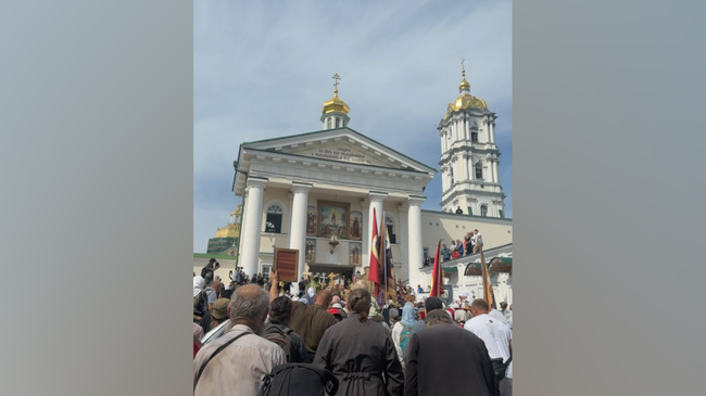 Крестный ход в Почаевскую лавру в Тернопольской области Украины