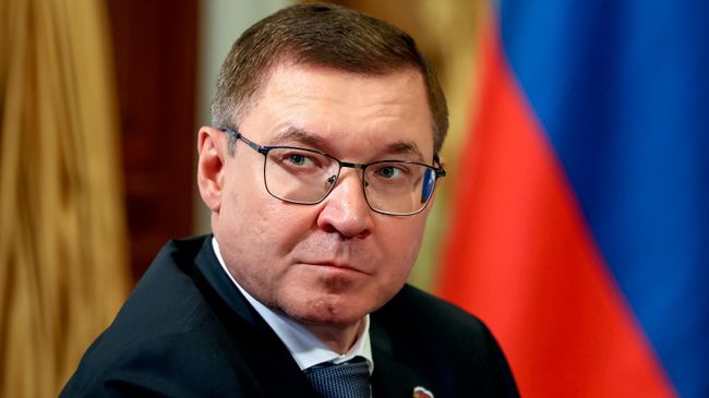 Якушев отказался от депутатского мандата "Единой России"