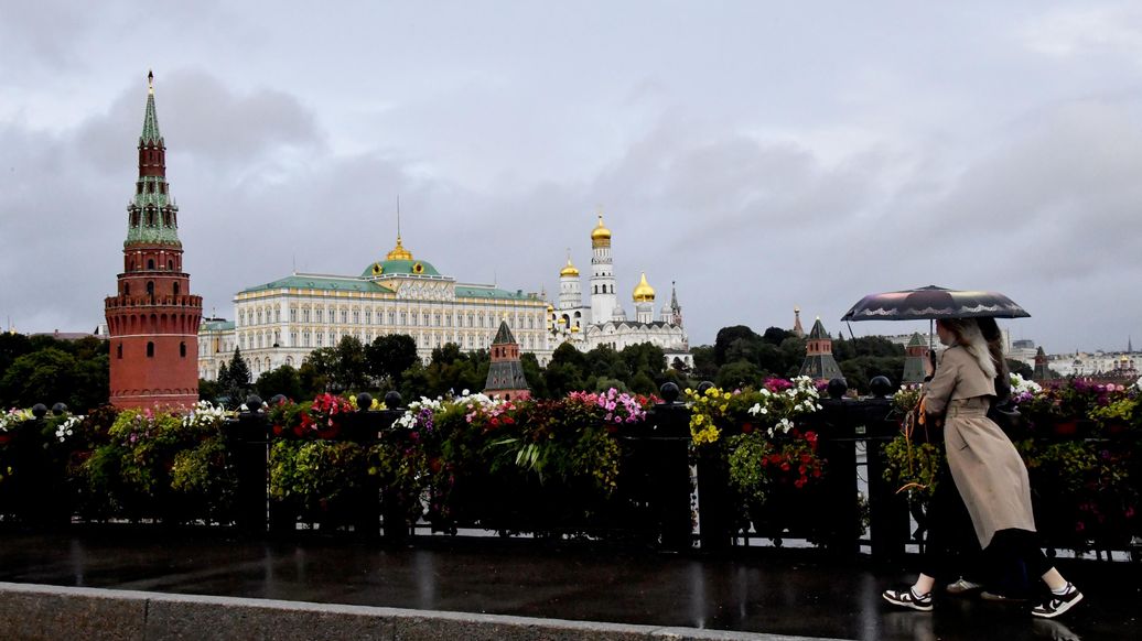 Венгерский журналист рассказал, как Запад врет о России