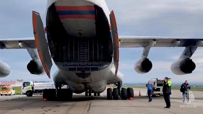 Спецборт Ил-76 МЧС России прибыл в Благовещенск для эвакуации пострадавших на Амурском ГХК