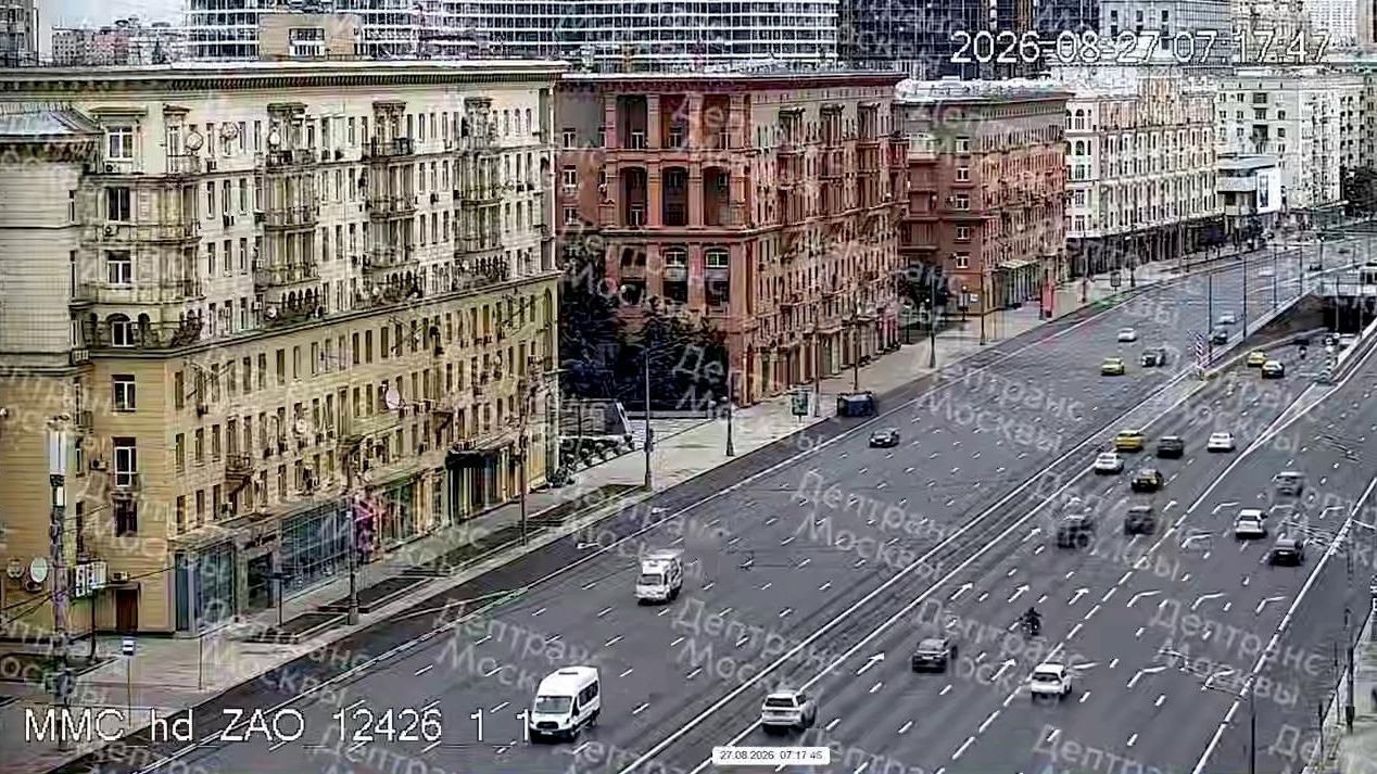 Столкновение мотоцикла и легкового автомобиля на Кутузовском проспекте в Москве. 27 августа 2026 Столкновение мотоцикла и легкового автомобиля на Кутузовском проспекте в Москве. 27 августа 2026 - РИА Новости, 1920, 27.08.2026