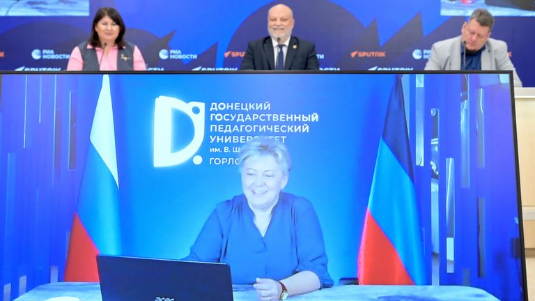 Ректор Донецкого государственного педагогического университета им. В. Шаталова Светлана Кочетова Ректор Донецкого государственного педагогического университета им. В. Шаталова Светлана Кочетова