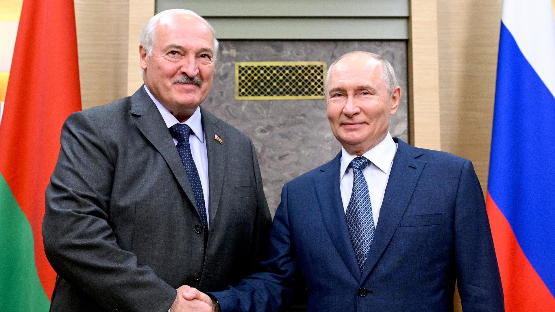 Встреча президента РФ Владимира Путина и президента Белоруссии Александра Лукашенко Встреча президента РФ Владимира Путина и президента Белоруссии Александра Лукашенко - РИА Новости, 1920, 07.10.2026