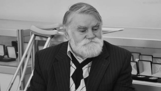 Художник по стеклу Анатолий Пелипенко