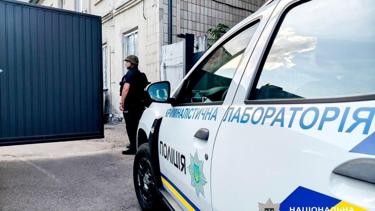 Полиция на месте взрыва в райотделе полиции города Ровно, Украина Полиция на месте взрыва в райотделе полиции города Ровно, Украина - РИА Новости, 1920, 31.08.2026