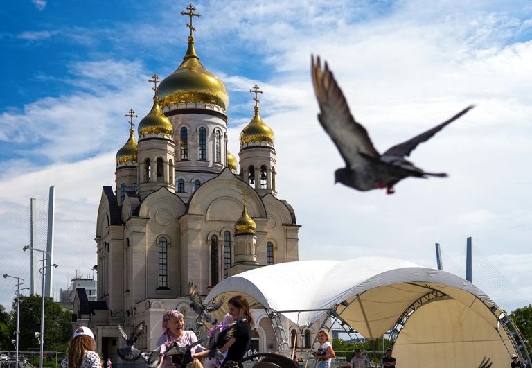 Вид на Спасо-Преображенский собор во Владивостоке Вид на Спасо-Преображенский собор во Владивостоке