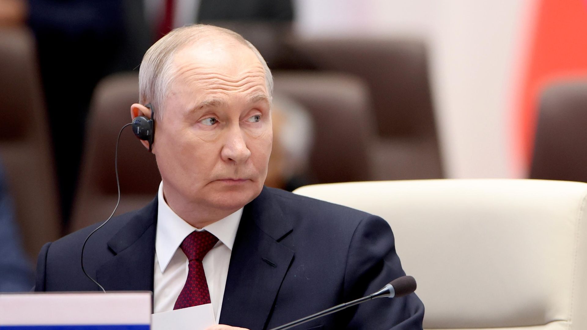 Президент России Владимир Путин на заседании в формате ШОС плюс в Бишкеке - РИА Новости, 1920, 01.09.2026