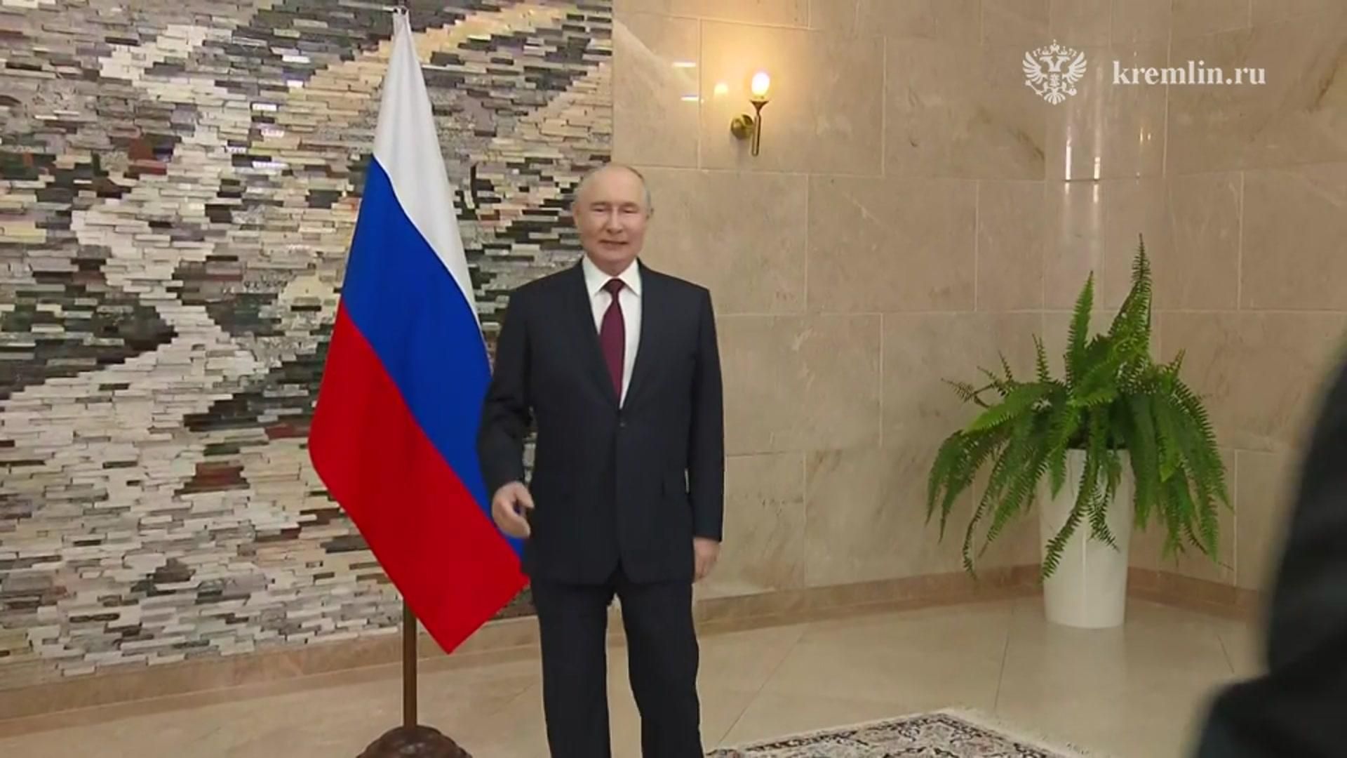 Путин на встрече с премьер-министром Армении Николом Пашиняном - РИА Новости, 1920, 01.09.2026