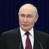 Президент России Владимир Путин отвечает на вопросы СМИ в Бишкеке