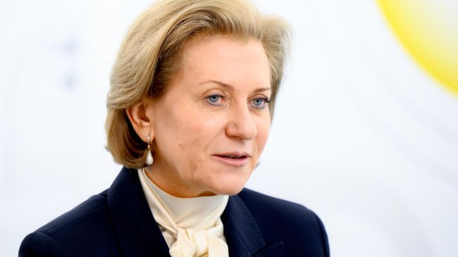 Анна Попова