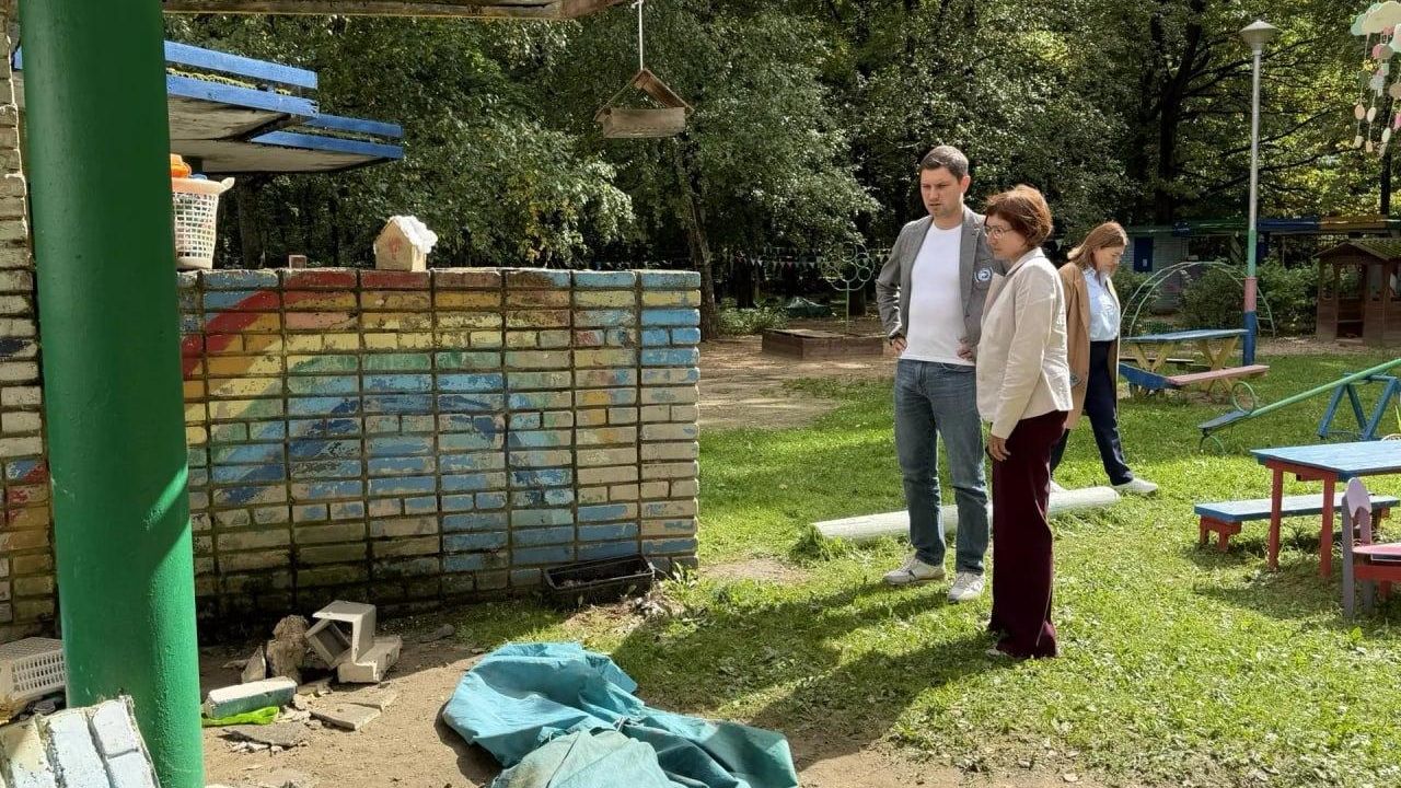 В детском саду в Обнинске обвалилась кирпичная стена В детском саду в Обнинске обвалилась кирпичная стена - РИА Новости, 1920, 02.09.2026