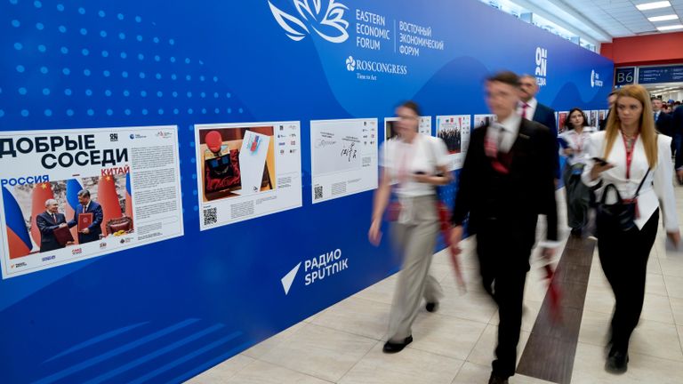 ВЭФ-2026. Открытие фотовыставки в рамках проекта Добрые соседи ВЭФ ВЭФ-2026. Открытие фотовыставки в рамках проекта Добрые соседи ВЭФ