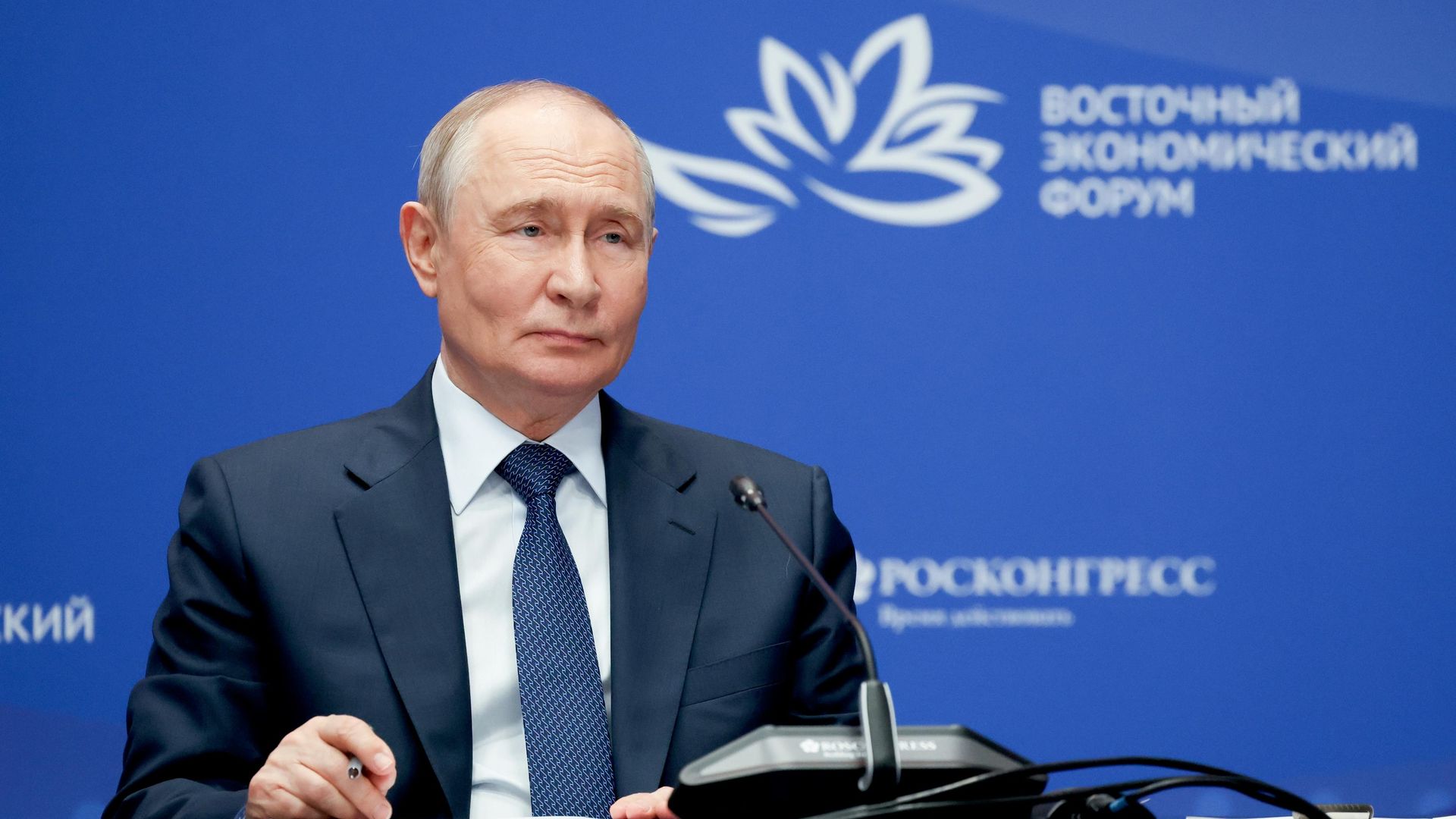 Президент РФ Владимир Путин принимает участие в Восточном экономическом форуме Президент РФ Владимир Путин принимает участие в Восточном экономическом форуме - РИА Новости, 1920, 03.09.2026
