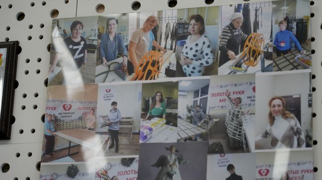 Фото с волонтерами движения Золотые руки ангела