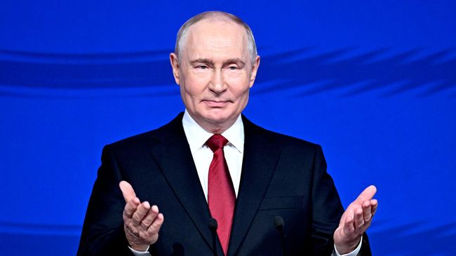Путин: Все они временные, а Москва, Россия – вечны