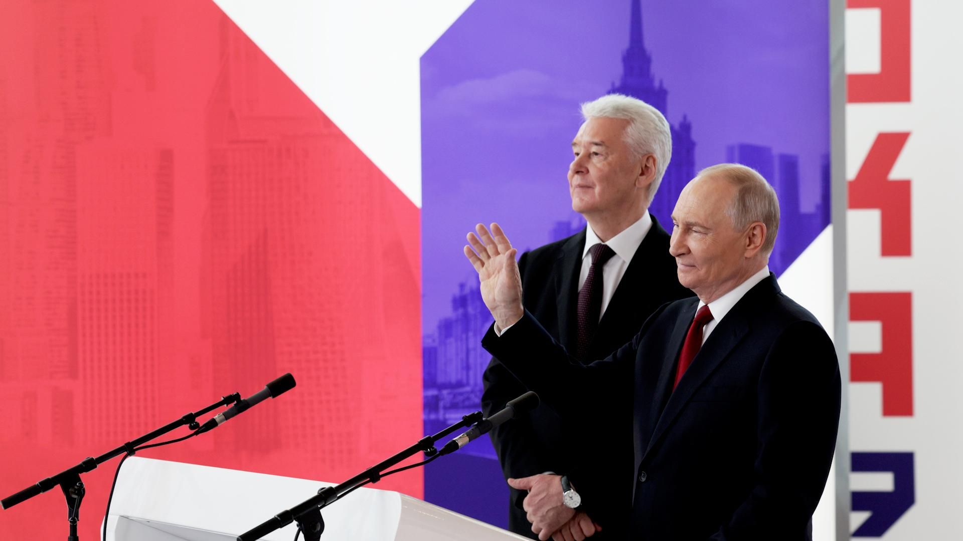 Владимир Путин дает старт работе вокзала Серп и Молот - РИА Новости, 1920, 05.09.2026