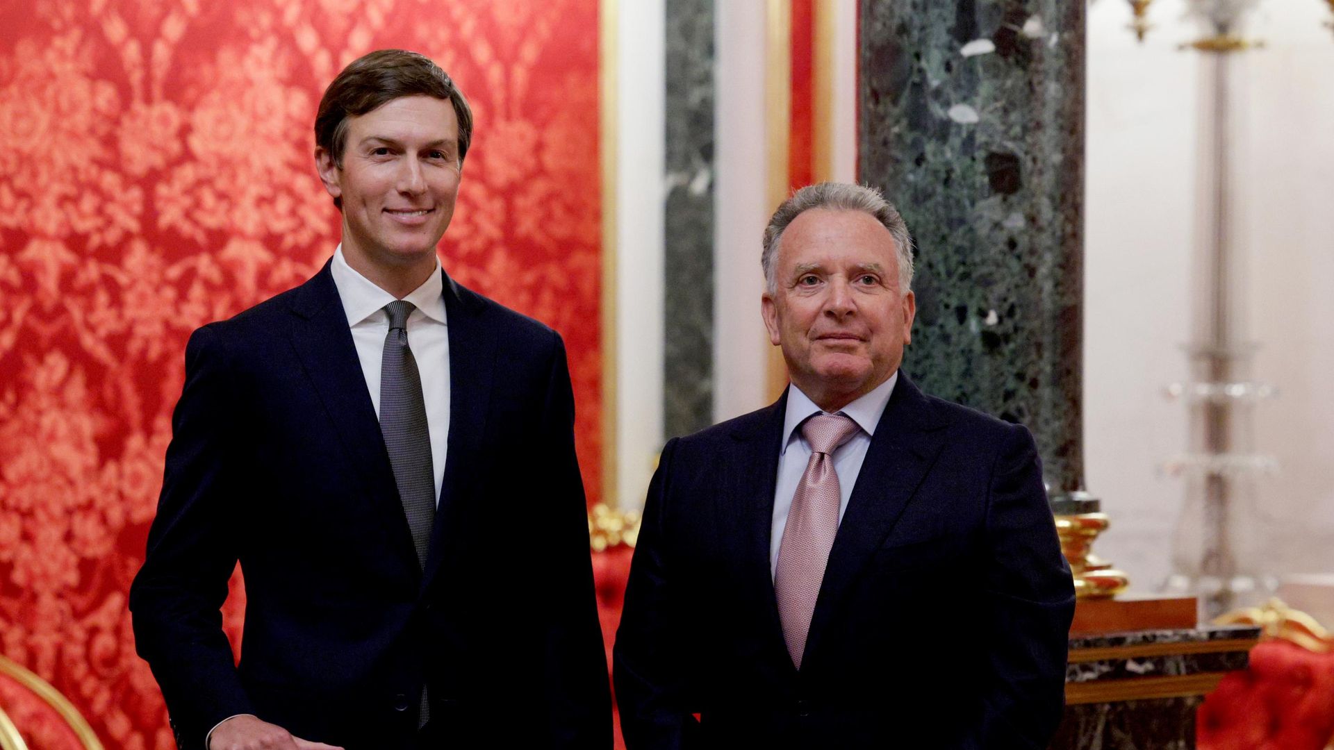 Специальный посланник президента США Стивен Уиткофф и зять президента США Джаред Кушнер во время встречи в Москве с президентом РФ Владимиром Путиным - РИА Новости, 1920, 06.09.2026