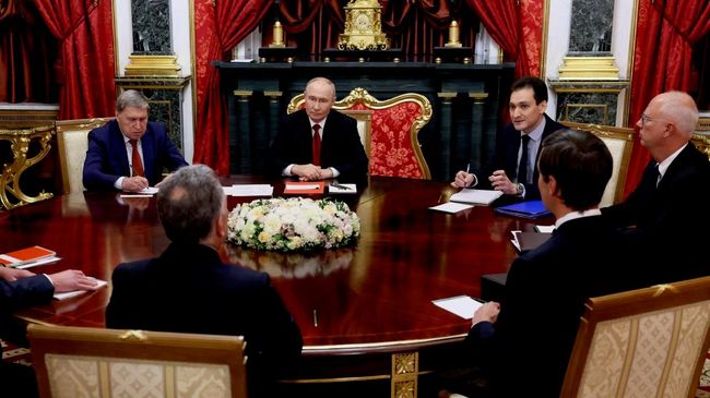 Президент России Владимир Путин во время встречи со Стивом Уиткоффом и Джаредом Кушнером