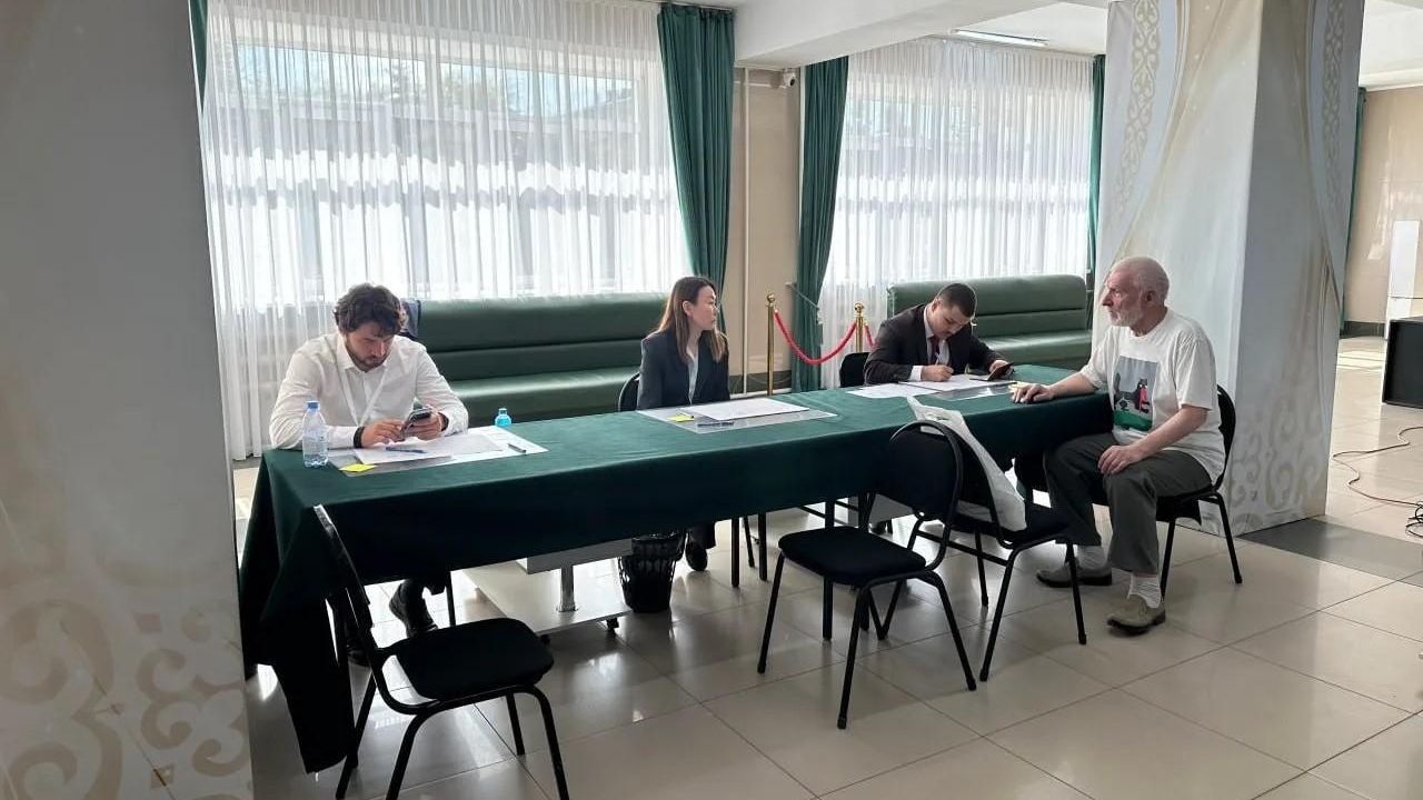 Досрочное голосование на выборах депутатов Государственной Думы РФ в Костанае, Казахстан - РИА Новости, 1920, 06.09.2026