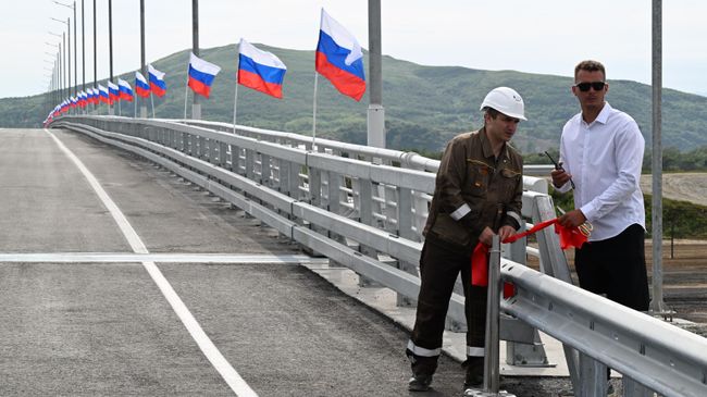 Открытие автомобильного моста через реку Туманную, соединяющего Приморский край и территорию КНДР