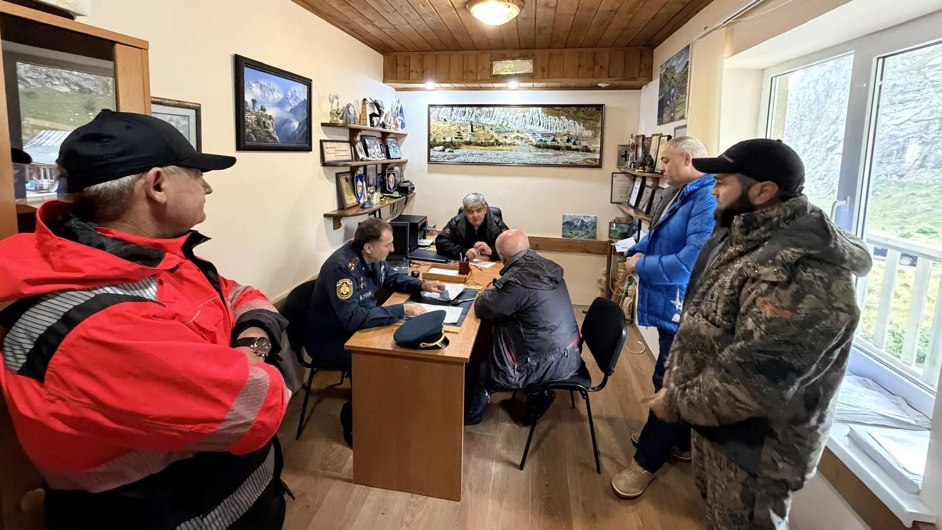 Операция по поиску альпинистов в Кабардино-Балкарской республике Операция по поиску альпинистов в Кабардино-Балкарской республике - РИА Новости, 1920, 07.09.2026