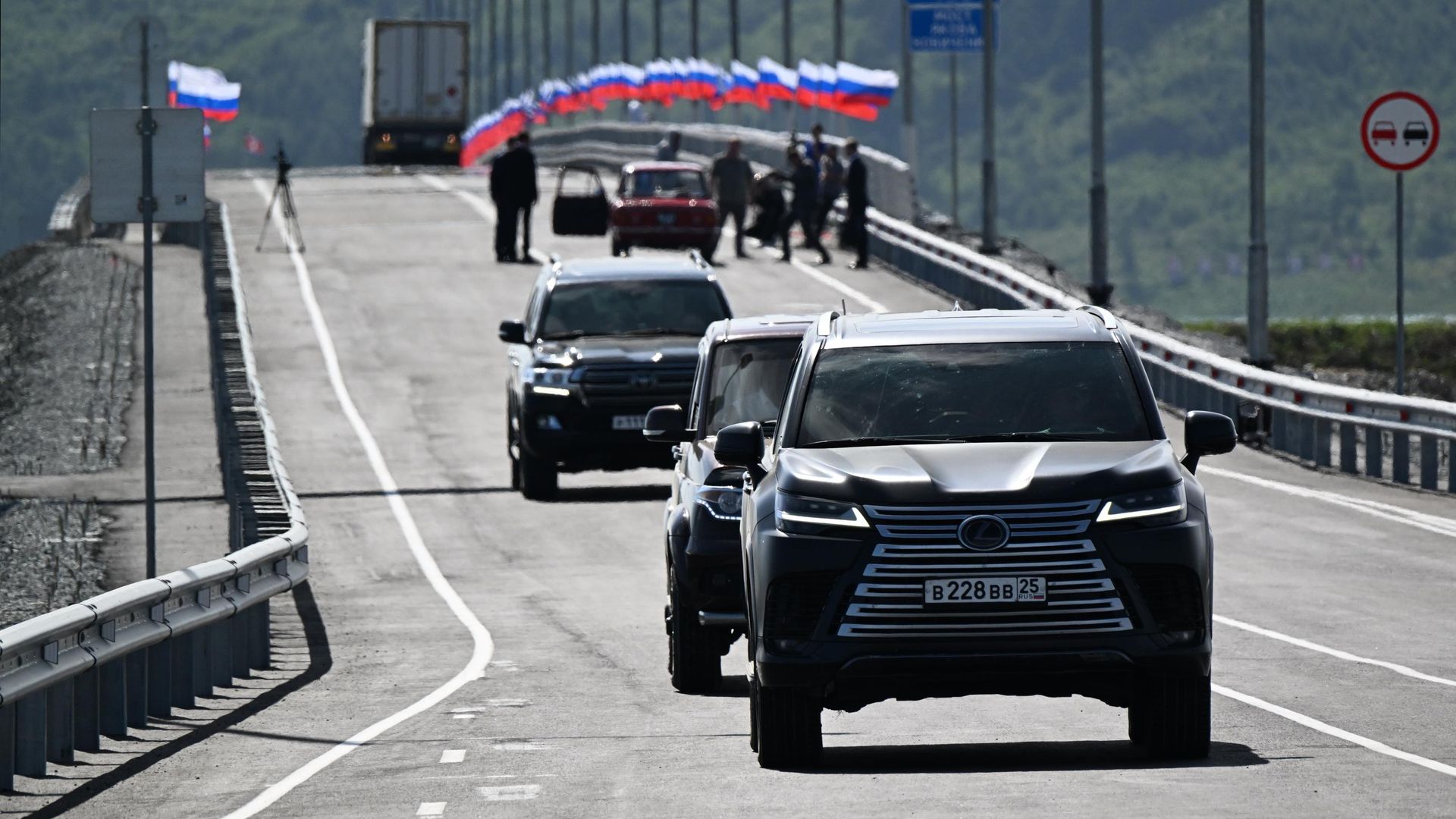 Открытие автомобильного моста между Россией и КНДР Открытие автомобильного моста между Россией и КНДР - РИА Новости, 1920, 07.09.2026