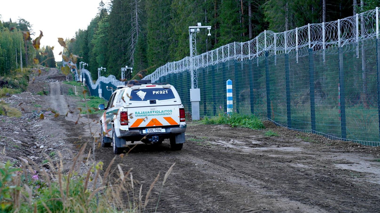 Забор на границе Финляндии и России Забор на границе Финляндии и России - РИА Новости, 1920, 14.09.2026