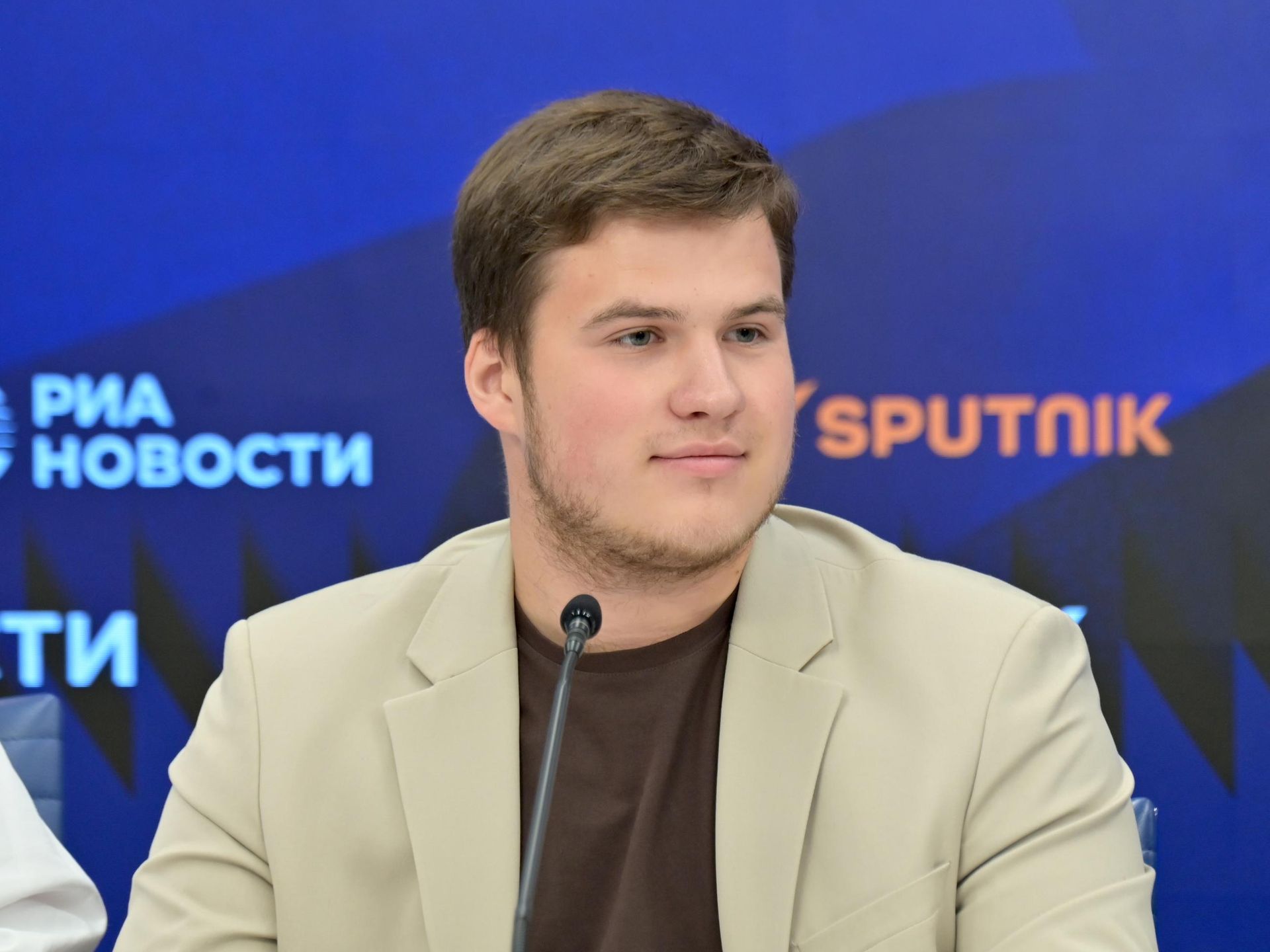 Исполнительный секретарь местного отделения партии Единая Россия, студент Технологического университета им. А.А. Леонова Андрей Морусак - РИА Новости, 1920, 08.09.2026