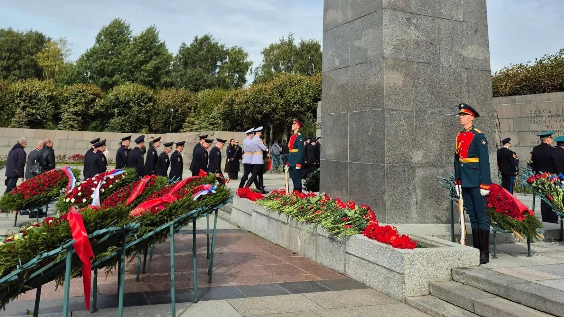 Мероприятие в память о жертвах блокады Ленинграда Мероприятие в память о жертвах блокады Ленинграда - РИА Новости, 1920, 08.09.2026