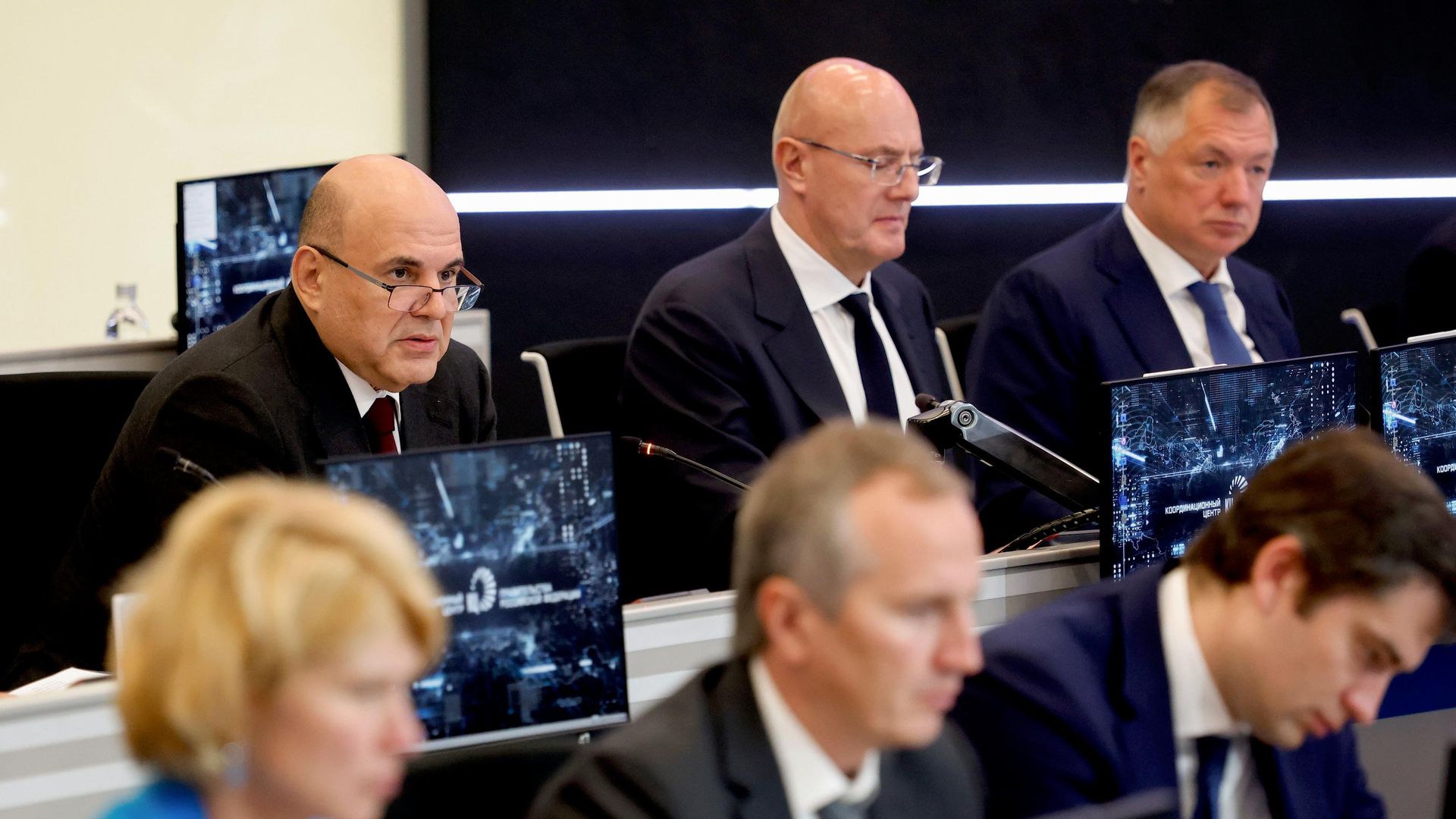 Председатель правительства РФ Михаил Мишустин проводит стратегическую сессию Технологическая политика: промежуточные итоги и планы развития. 8 сентября 2026 Председатель правительства РФ Михаил Мишустин проводит стратегическую сессию Технологическая политика: промежуточные итоги и планы развития. 8 сентября 2026 - РИА Новости, 1920, 08.09.2026
